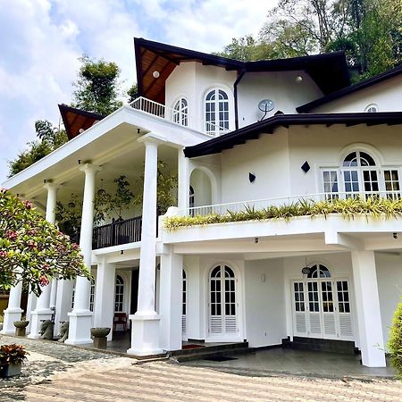 Samindra Villa Kandy Esterno foto