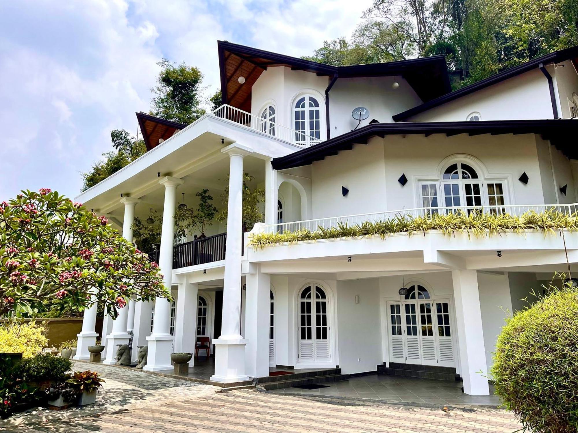 Samindra Villa Kandy Esterno foto