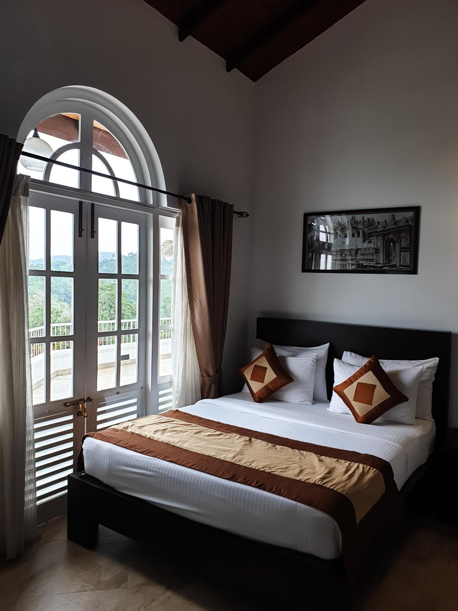 Samindra Villa Kandy Esterno foto