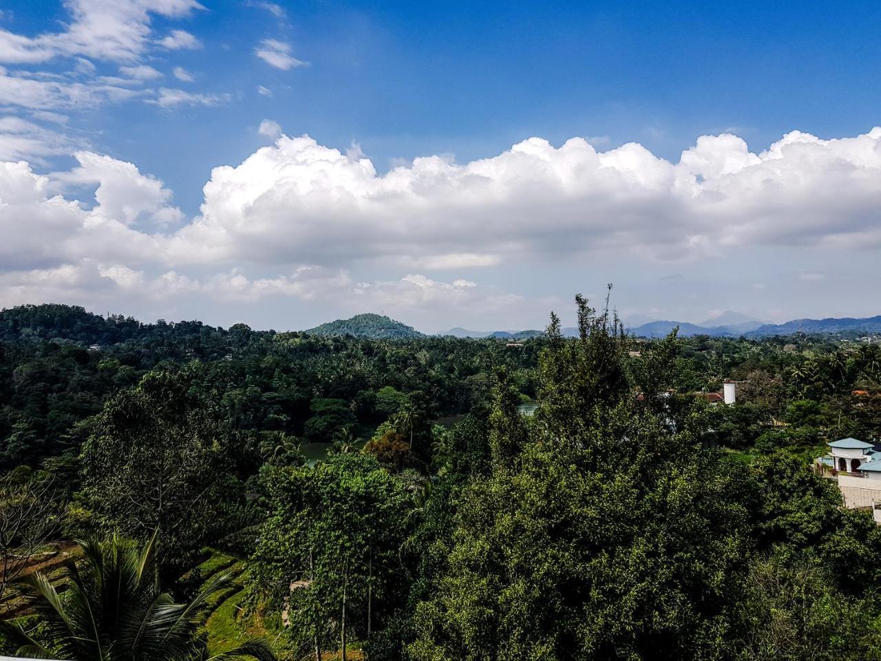 Samindra Villa Kandy Esterno foto