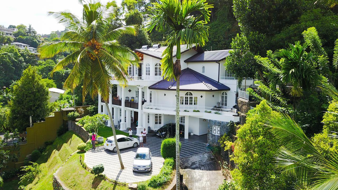 Samindra Villa Kandy Esterno foto
