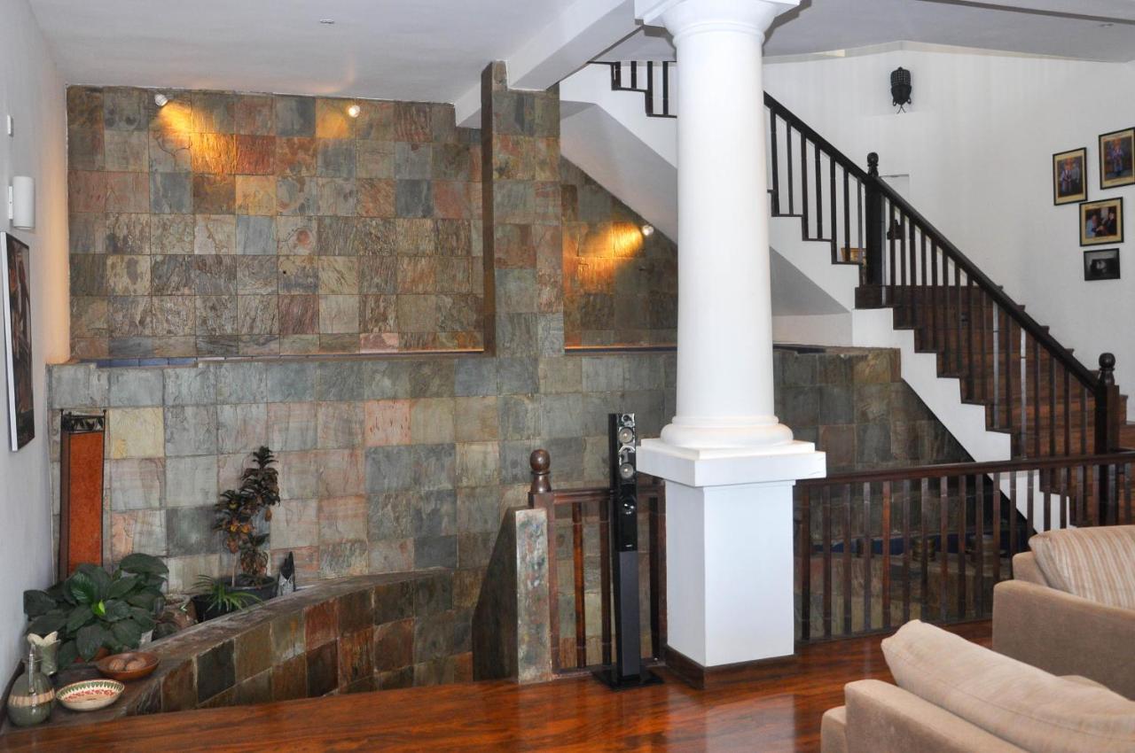 Samindra Villa Kandy Esterno foto